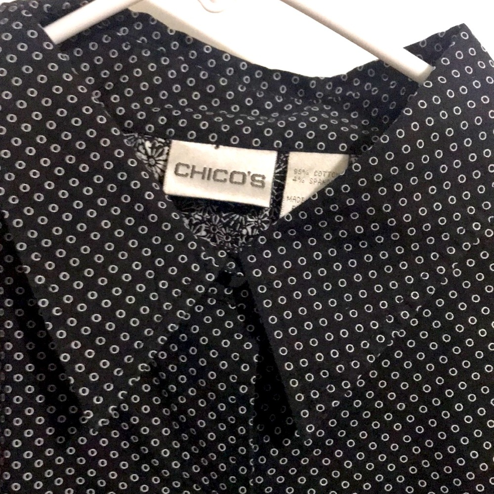 CHICO’s size 3 b/w button down shirt long sleeves cotton spandex like new